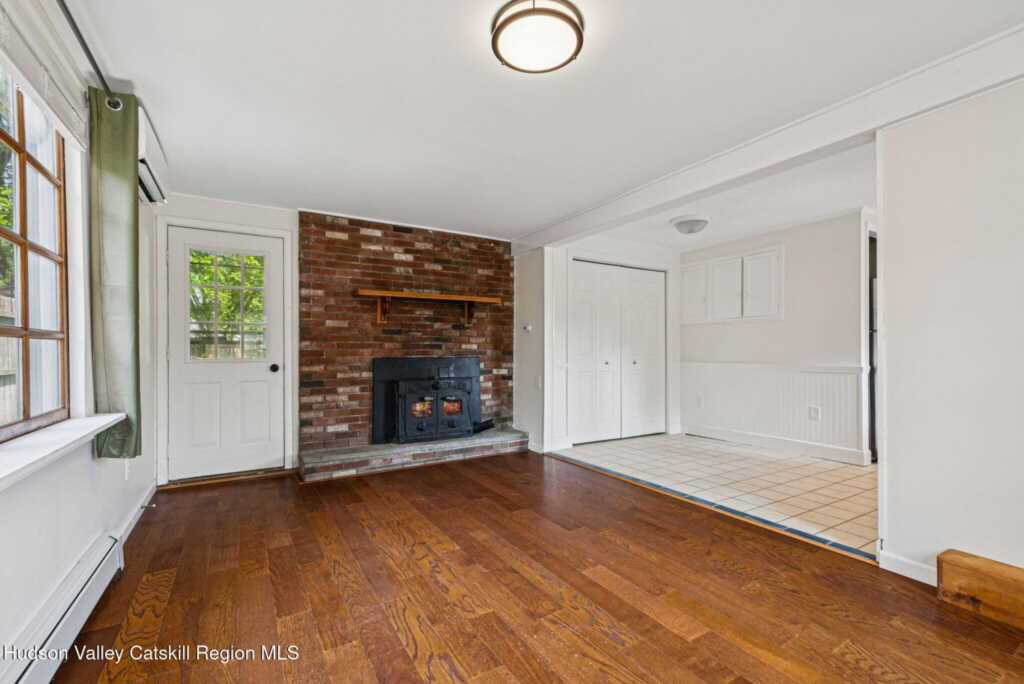 6 Stevens Court, Saugerties, NY 12477 - Photo 12 of 38