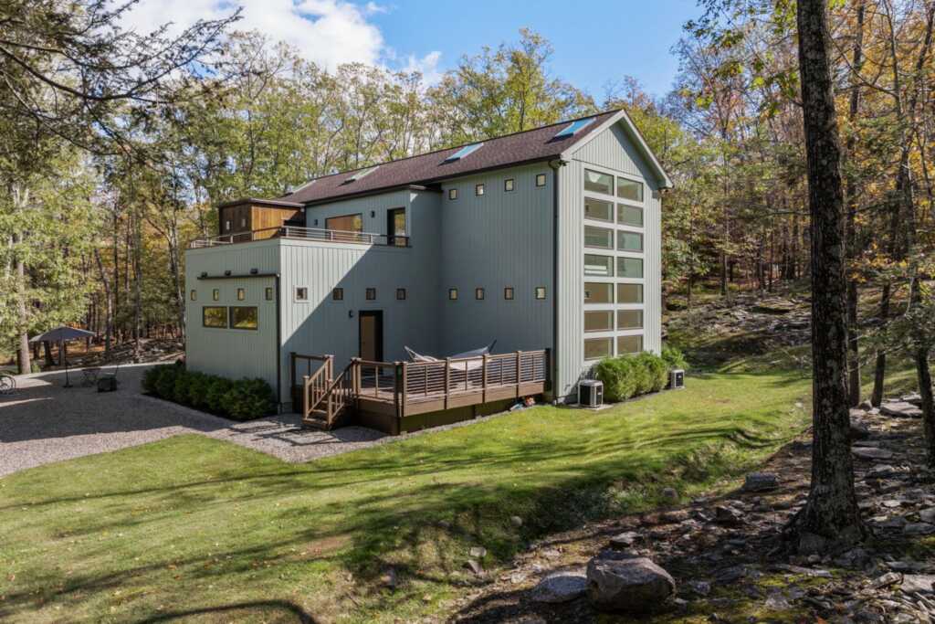 44 Old Wagon Road, Woodstock, NY 12498 - Photo 2 of 32