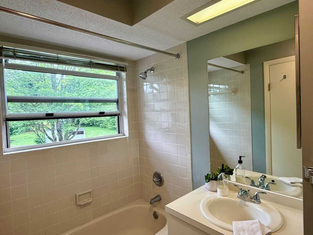 11 Creek Circle, Rhinebeck, NY 12572 - Photo 12 of 20