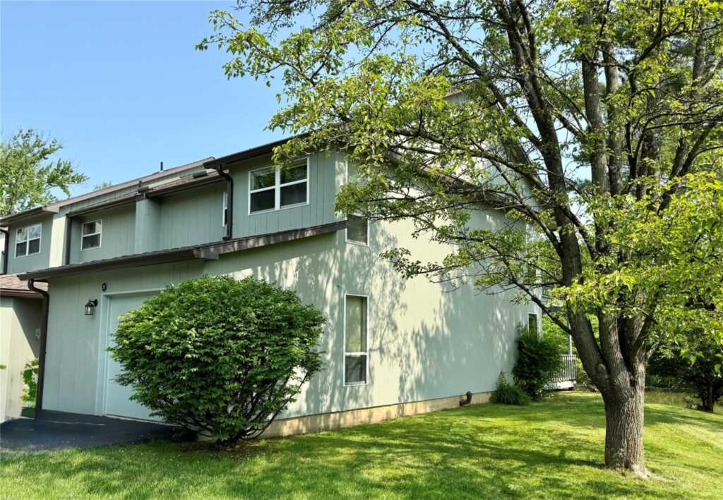 11 Creek Circle, Rhinebeck, NY 12572 - Photo 2 of 9