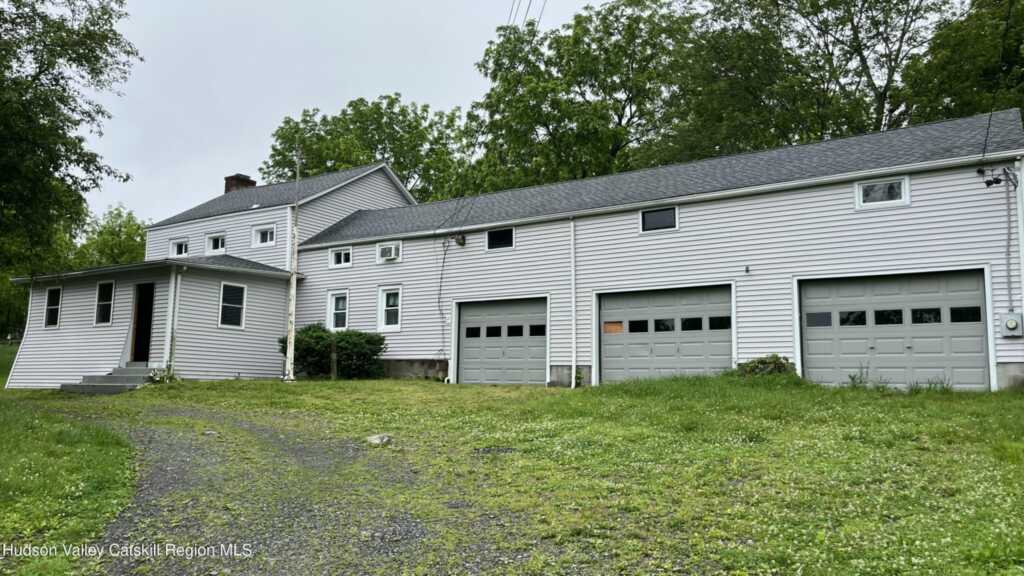 131 Putt Corners Road, New Paltz, NY 12561