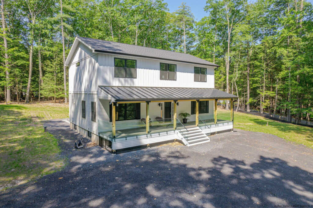32 Maurizi Lane, Woodstock, NY 12498 - Photo 2 of 31