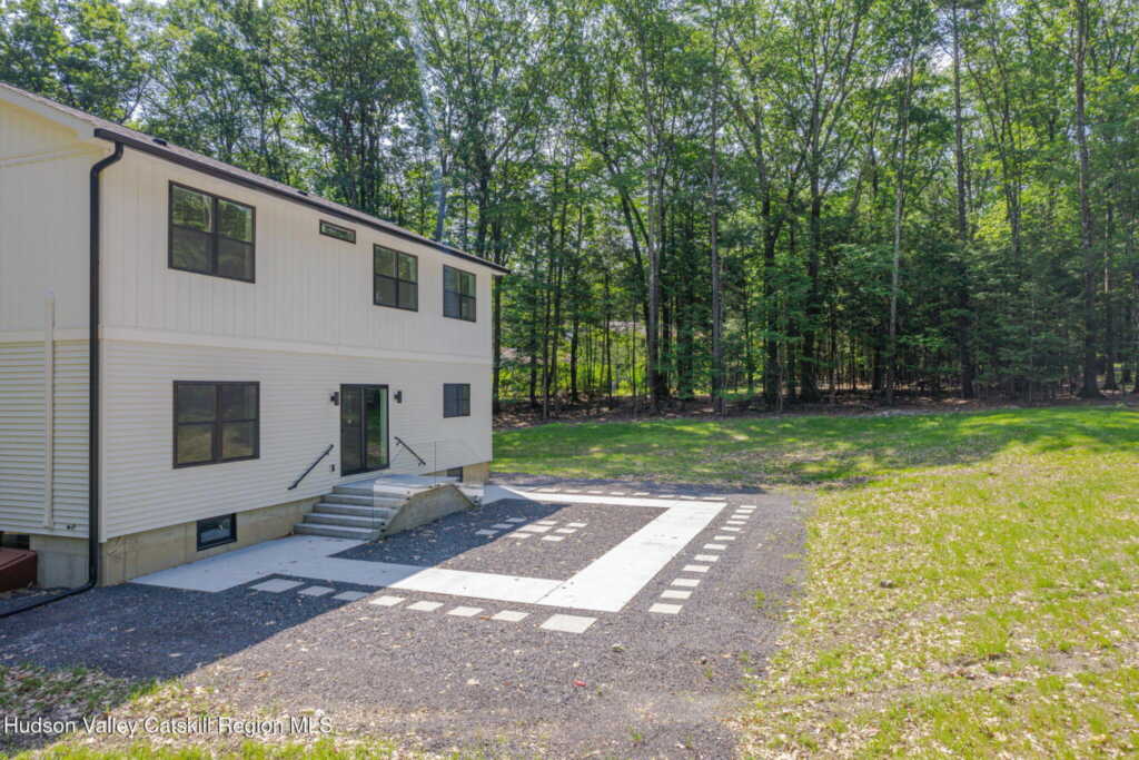 32 Maurizi Lane, Woodstock, NY 12498 - Photo 29 of 31