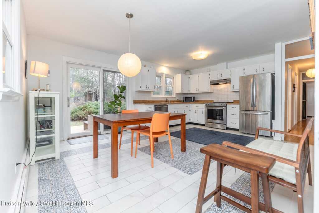15 Forestwood Drive, Woodstock, NY 12498 - Photo 10 of 50