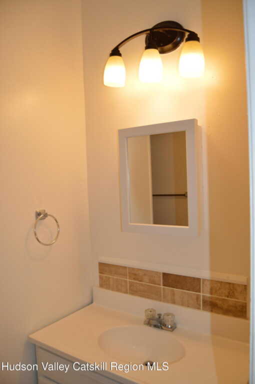 202 Foxhall Avenue Avenue, Kingston, NY 12401 - Photo 5 of 7