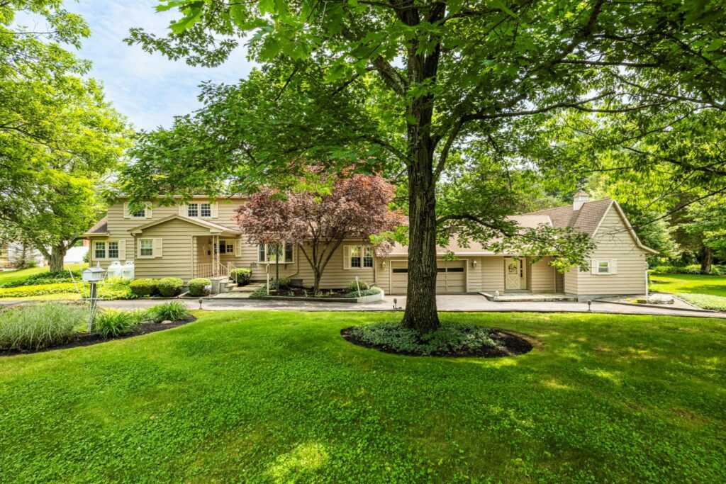 24 Pitcher Road, Rhinebeck, NY 12572 - Photo 3 of 39