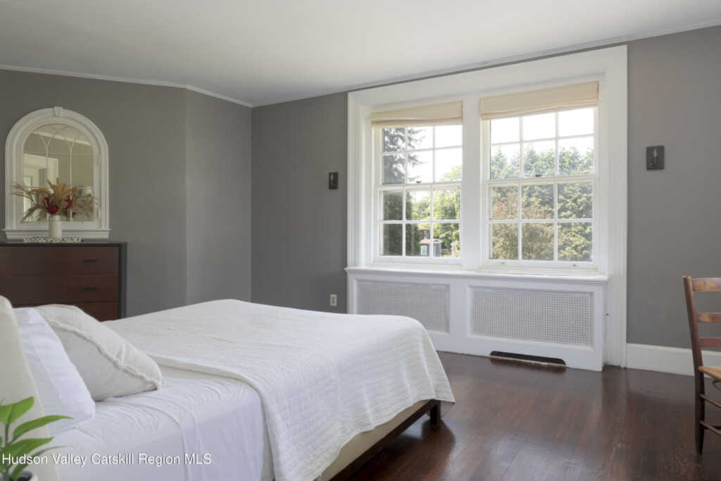 21 Barclay Street, Saugerties, NY 12477 - Photo 32 of 50