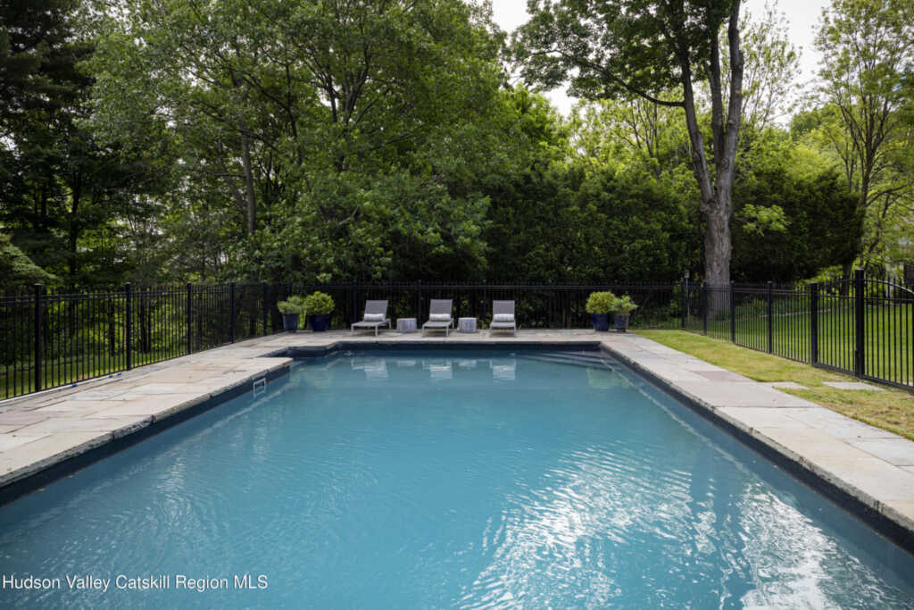 21 Barclay Street, Saugerties, NY 12477 - Photo 4 of 50