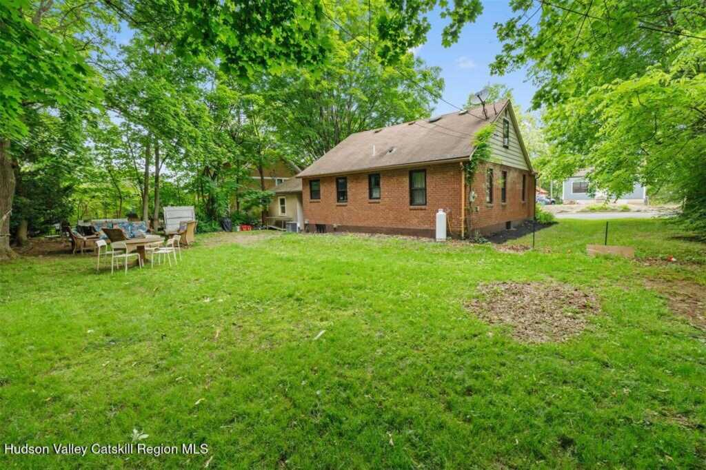 42 Center Street, New Paltz, NY 12561 - Photo 24 of 25