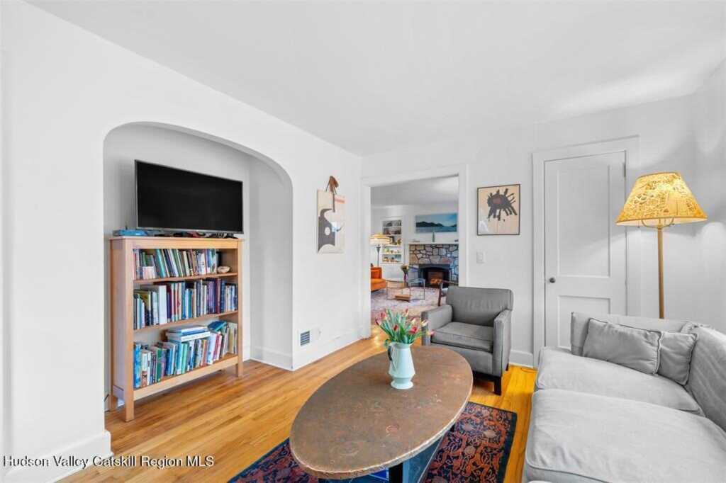 42 Center Street, New Paltz, NY 12561 - Photo 6 of 25