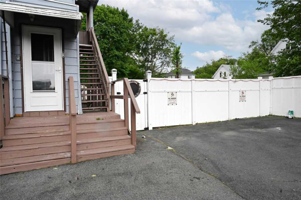 114 First Avenue, Kingston, NY 12401 - Photo 31 of 49