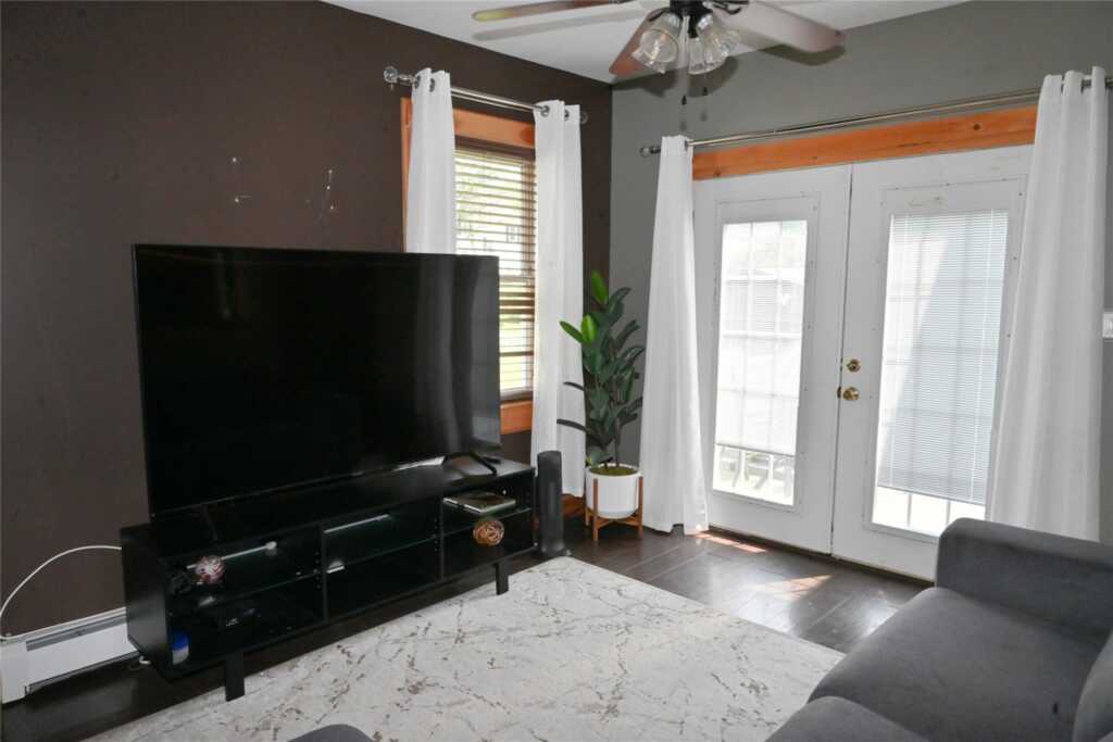 114 First Avenue, Kingston, NY 12401 - Photo 4 of 49