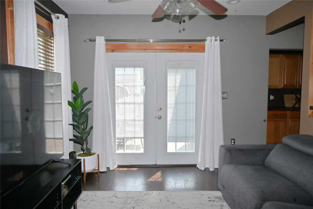 114 First Avenue, Kingston, NY 12401 - Photo 5 of 49