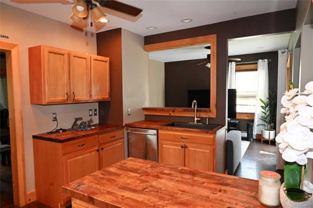 114 First Avenue, Kingston, NY 12401 - Photo 9 of 49