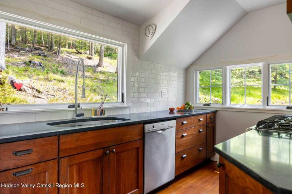 76-78 Mid Mountain Way, Woodstock, NY 12498 - Photo 16 of 47