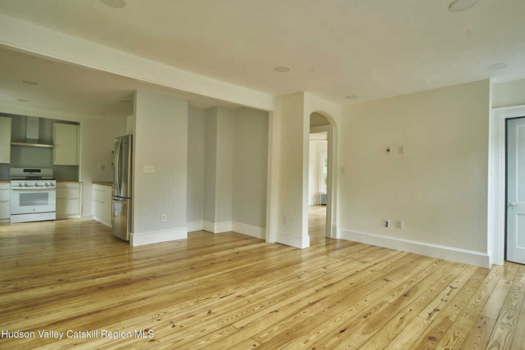 35 Mill Hill Road, Unit #A, Woodstock, NY 12498 - Photo 2 of 13
