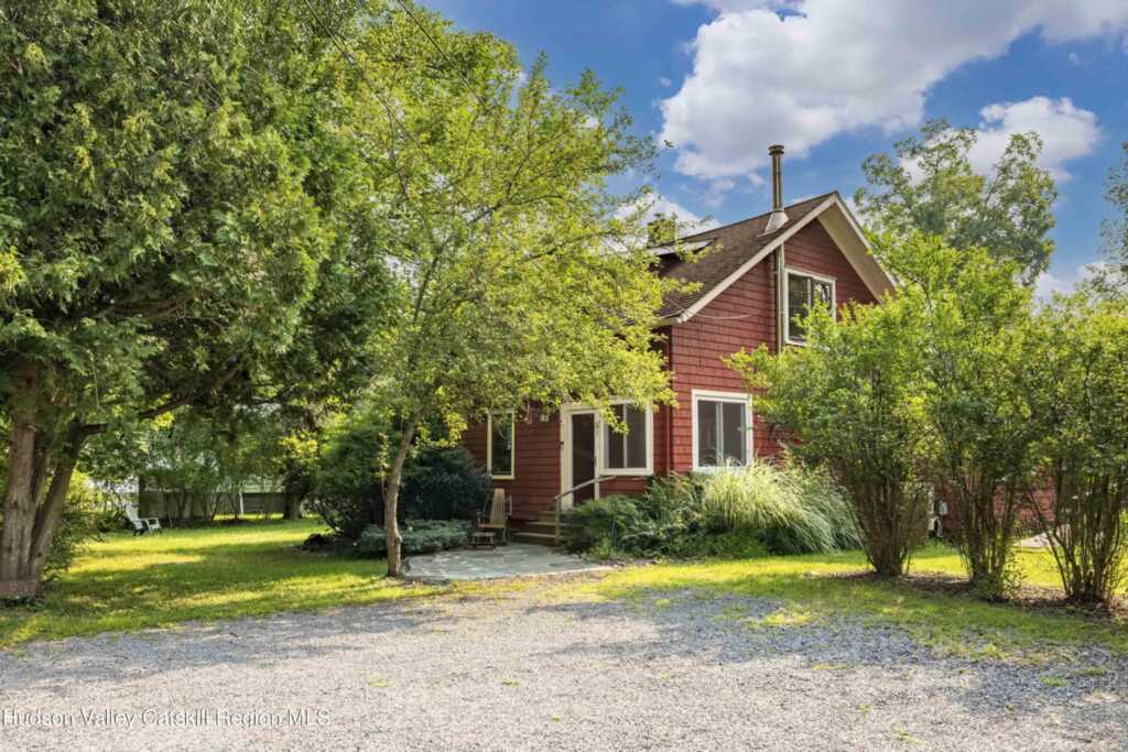 12 Library Lane, Woodstock, NY 12498 - Photo 46 of 50