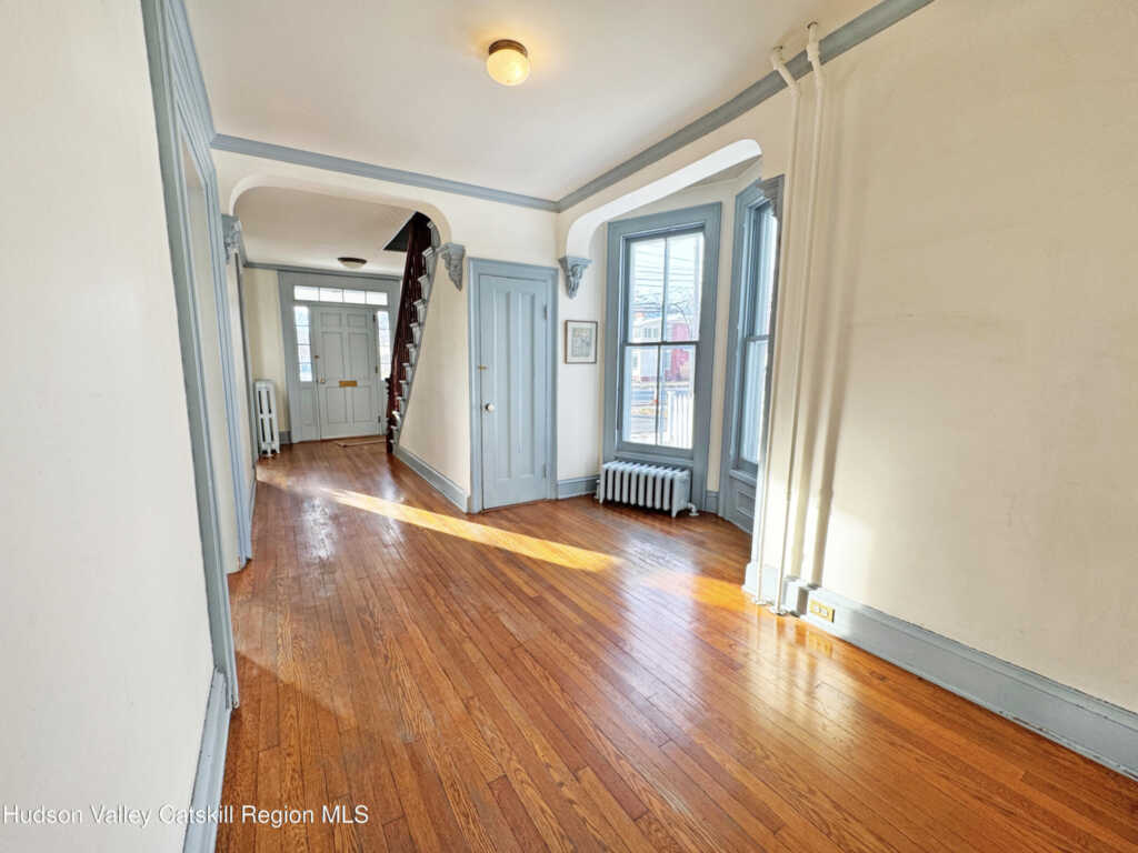 11 Bridge Street, Saugerties, NY 12477 - Photo 16 of 50