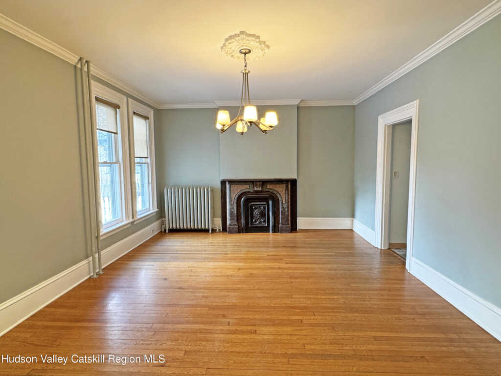 11 Bridge Street, Saugerties, NY 12477 - Photo 18 of 50