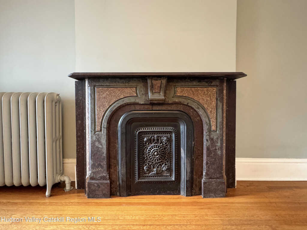 11 Bridge Street, Saugerties, NY 12477 - Photo 19 of 50