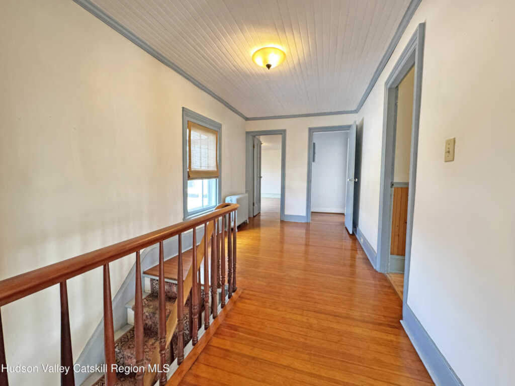 11 Bridge Street, Saugerties, NY 12477 - Photo 32 of 50