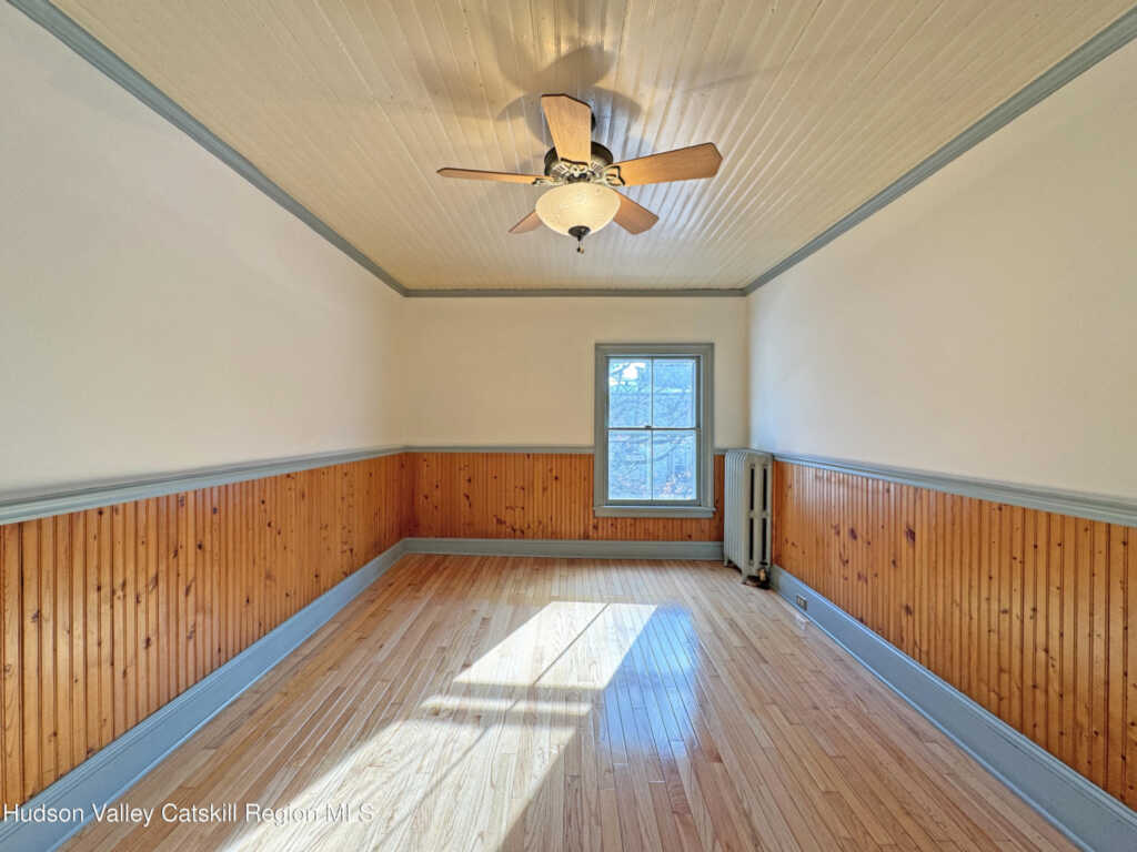 11 Bridge Street, Saugerties, NY 12477 - Photo 39 of 50