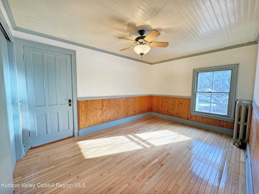 11 Bridge Street, Saugerties, NY 12477 - Photo 40 of 50