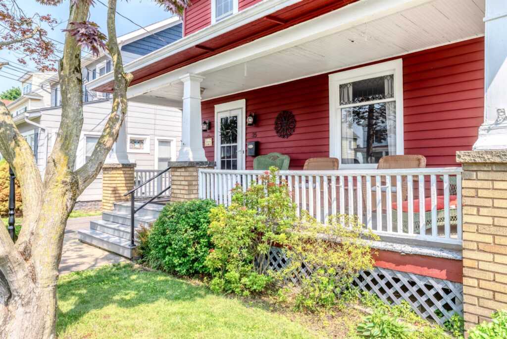 35 Derrenbacher Street, Kingston, NY 12401 - Photo 2 of 48