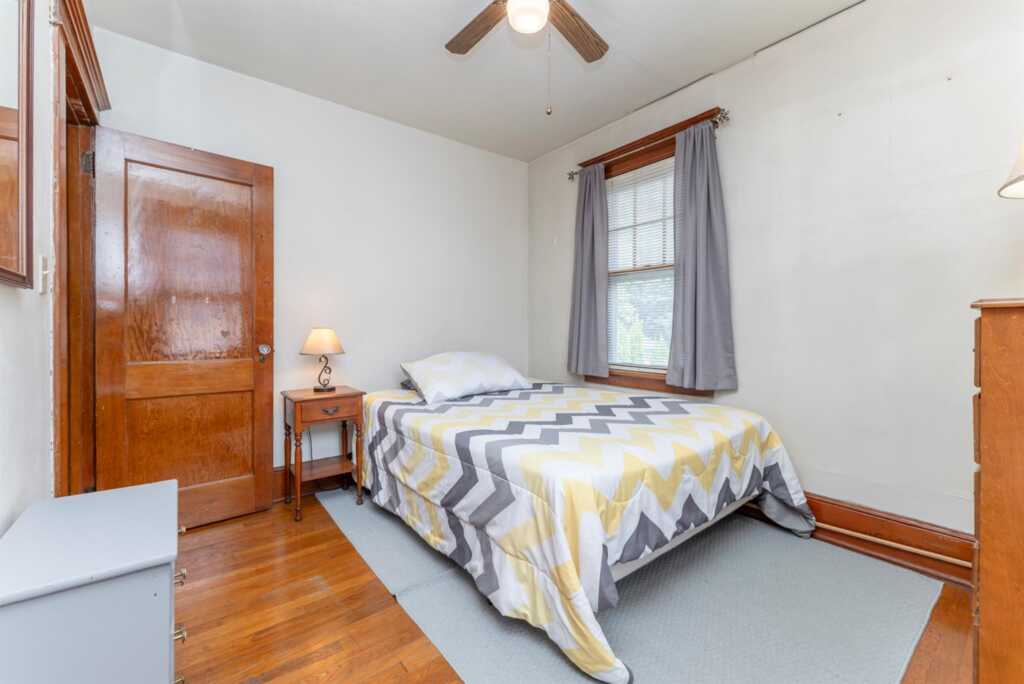 35 Derrenbacher Street, Kingston, NY 12401 - Photo 33 of 48
