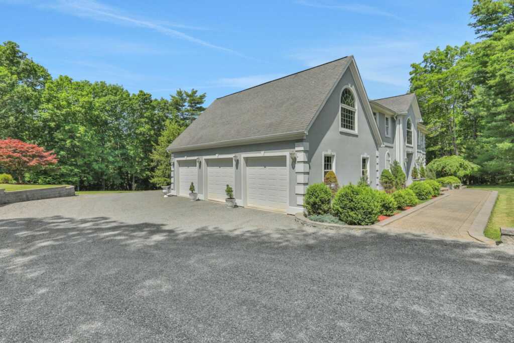 95 Fawn Hill Court, Kingston, NY 12401 - Photo 3 of 50