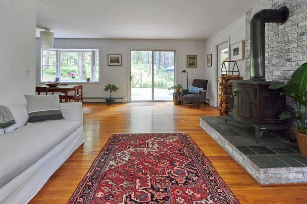 141 Lamoree Road, Rhinebeck, NY 12572 - Photo 2 of 30