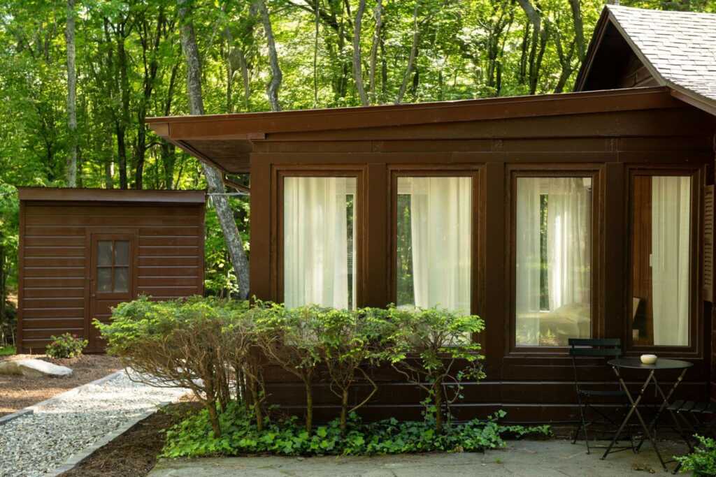 276 Chestnut Hill Road, Woodstock, NY 12498 - Photo 3 of 38
