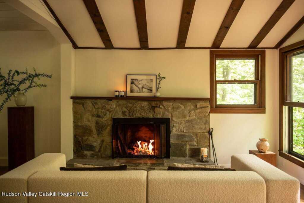 276 Chestnut Hill Road, Woodstock, NY 12498 - Photo 10 of 38