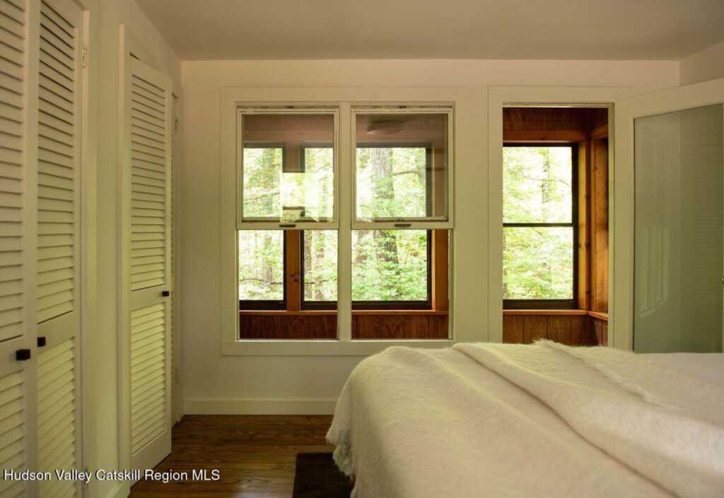 276 Chestnut Hill Road, Woodstock, NY 12498 - Photo 27 of 38