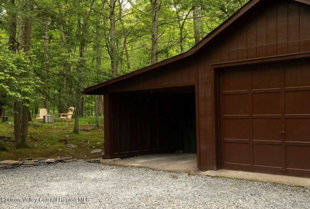 276 Chestnut Hill Road, Woodstock, NY 12498 - Photo 37 of 38
