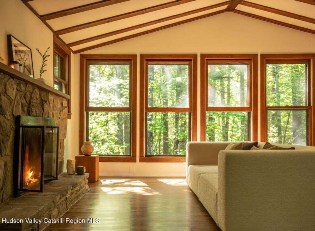 276 Chestnut Hill Road, Woodstock, NY 12498 - Photo 8 of 38