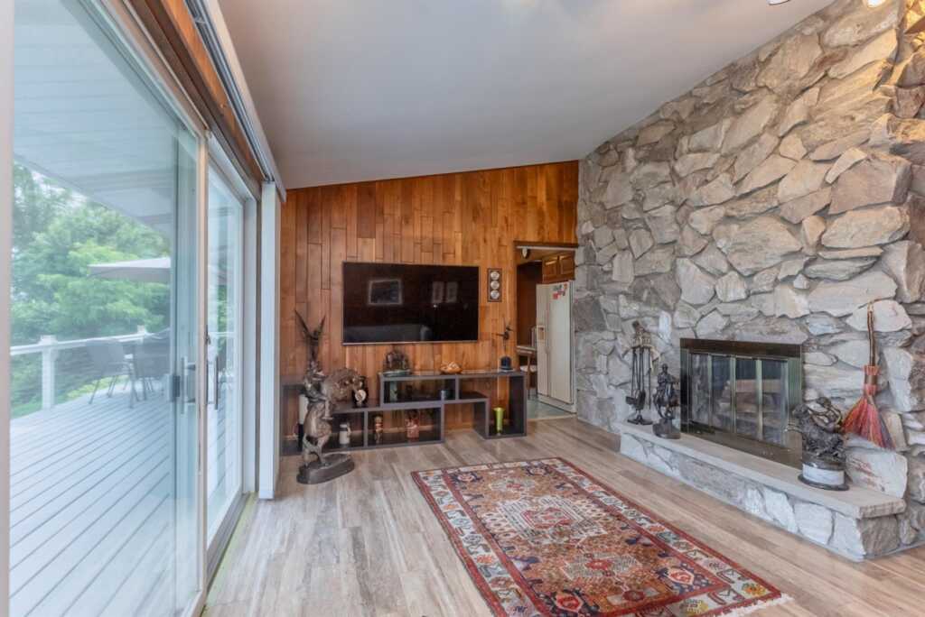 19 Riverview Terrace, Kingston, NY 12401 - Photo 10 of 50