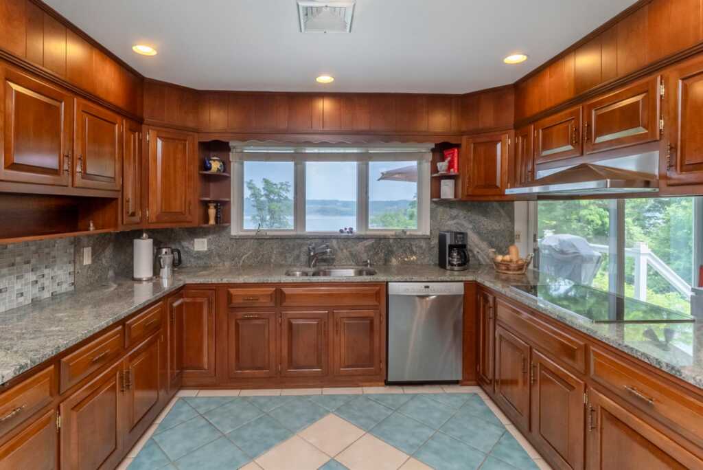 19 Riverview Terrace, Kingston, NY 12401 - Photo 12 of 50