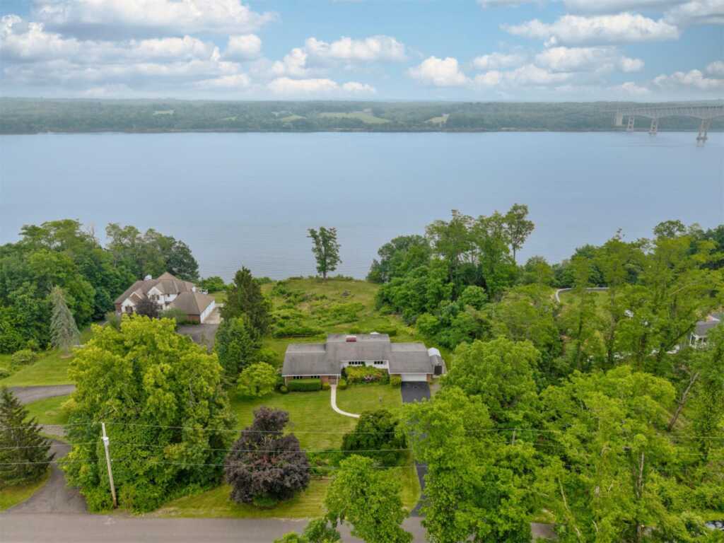19 Riverview Terrace, Kingston, NY 12401 - Photo 2 of 50