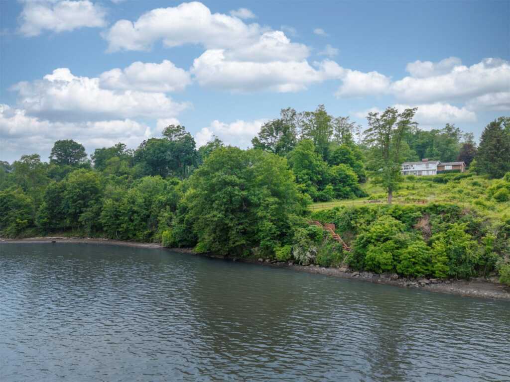 19 Riverview Terrace, Kingston, NY 12401 - Photo 3 of 50