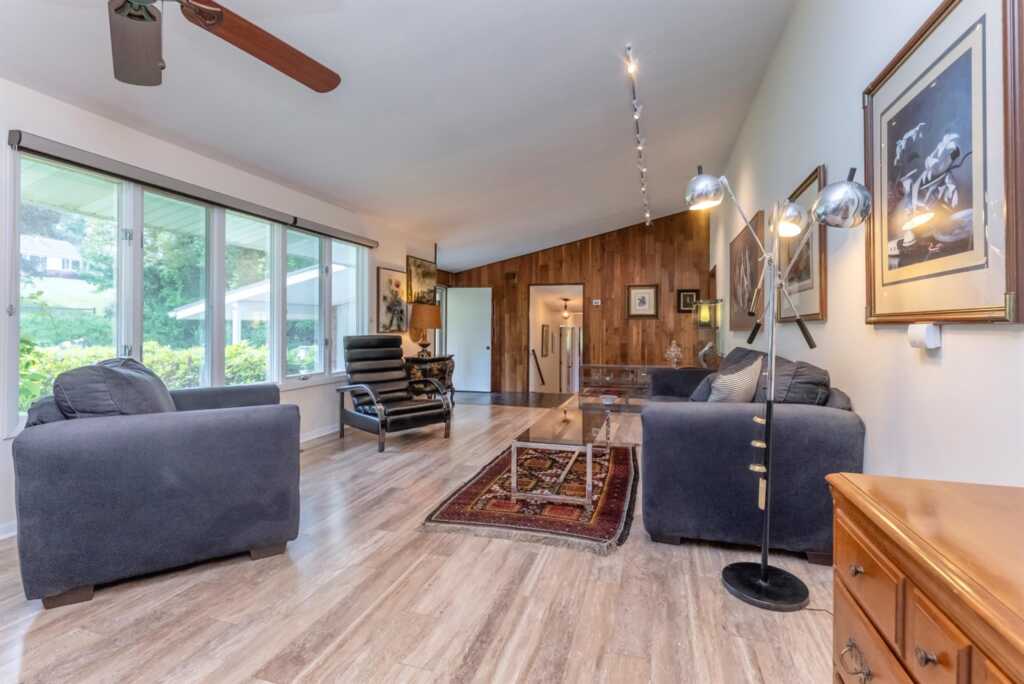 19 Riverview Terrace, Kingston, NY 12401 - Photo 6 of 50