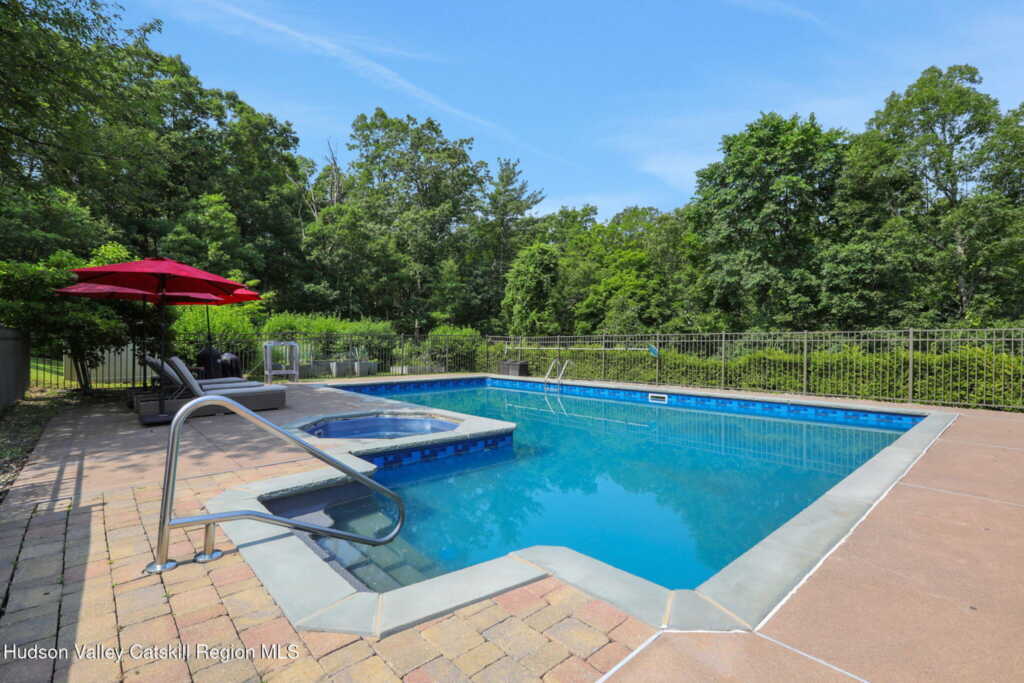 14 Glenerie Lane, Saugerties, NY 12477 - Photo 30 of 46