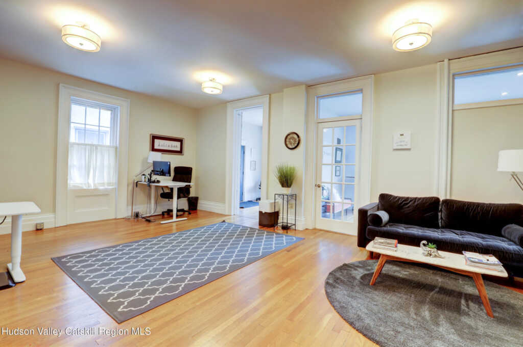 8 John Street, Kingston, NY 12401 - Photo 14 of 49