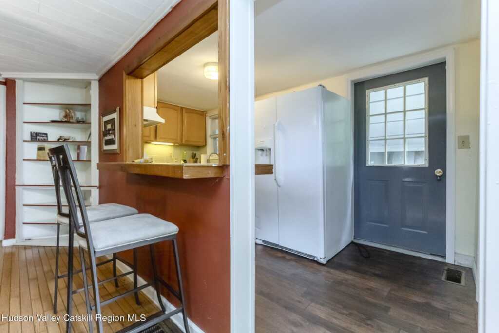 13 Orchard Street, Kingston, NY 12401 - Photo 12 of 36