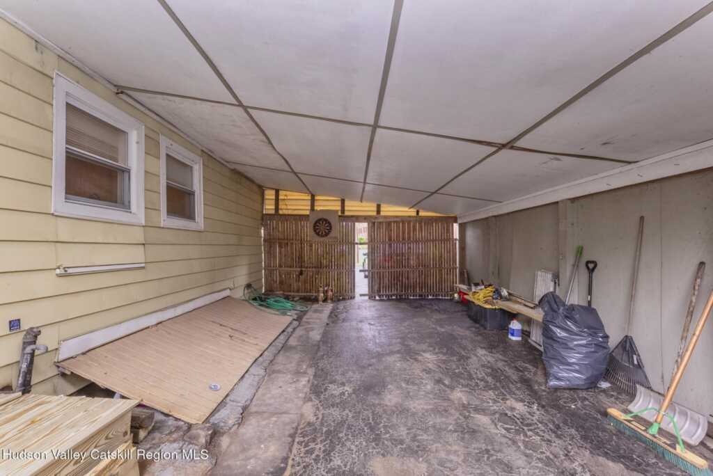 13 Orchard Street, Kingston, NY 12401 - Photo 35 of 36