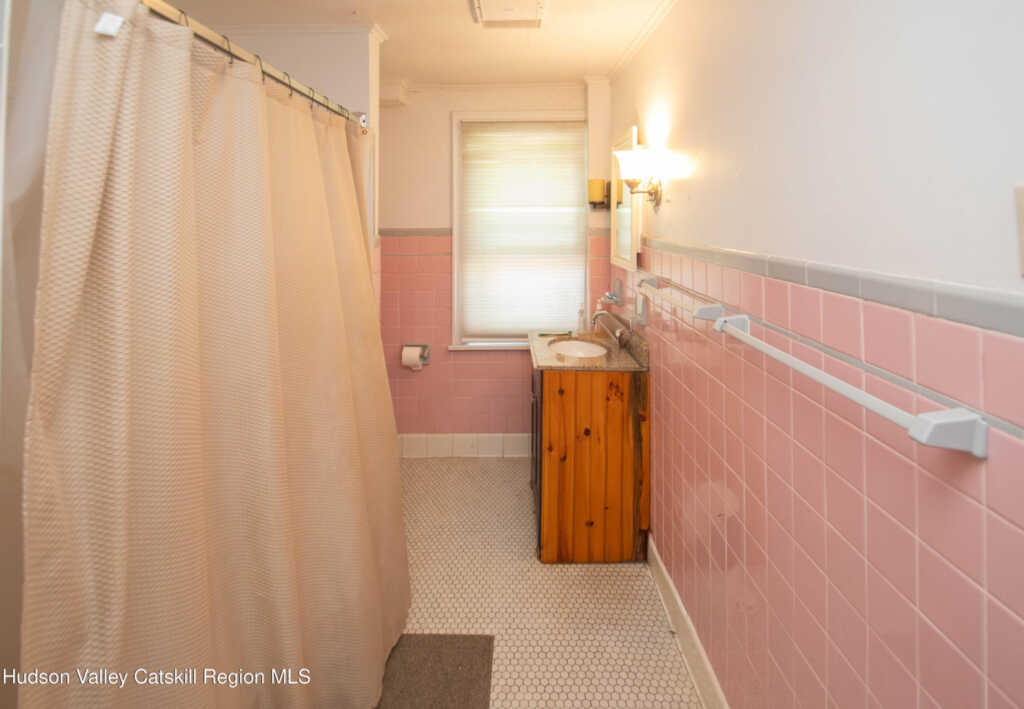 38 Plattekill Avenue, New Paltz, NY 12561 - Photo 26 of 50