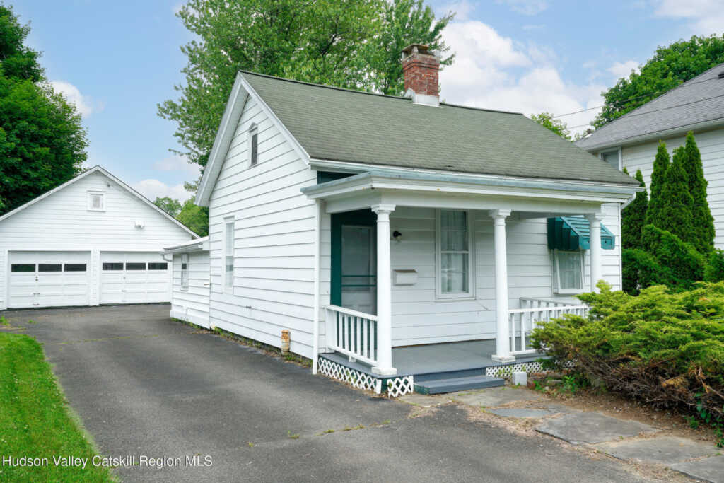 93 Pine Grove Avenue, Kingston, NY 12401