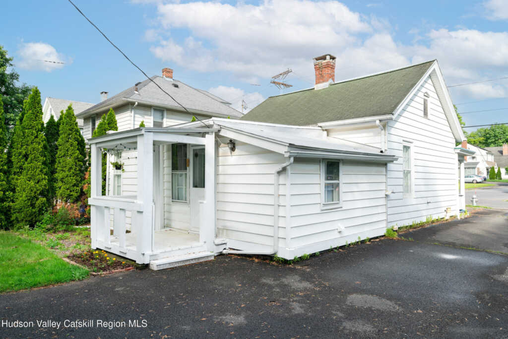 93 Pine Grove Avenue, Kingston, NY 12401 - Photo 23 of 25