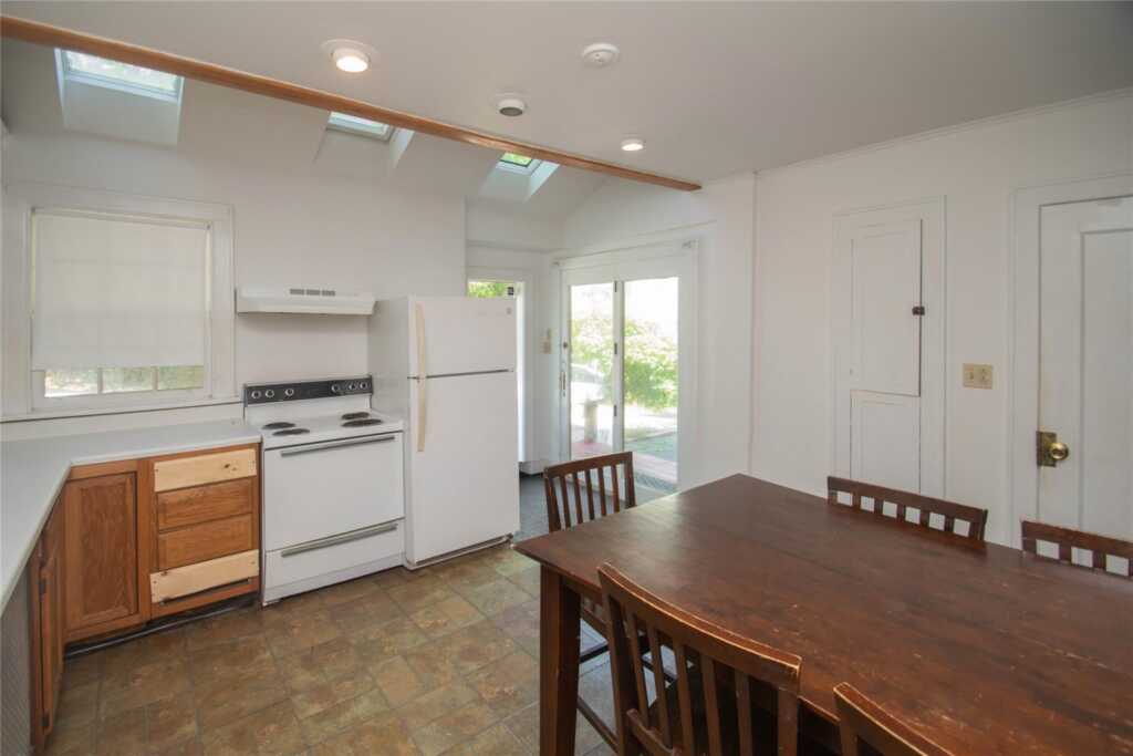 38 Plattekill Avenue, New Paltz, NY 12561 - Photo 6 of 44
