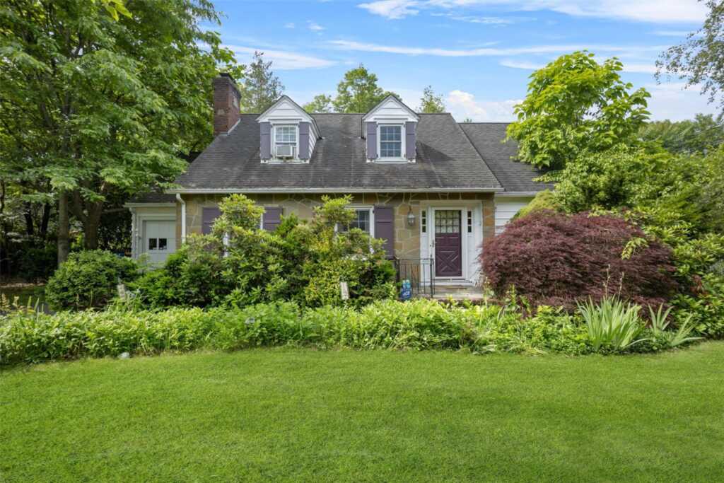 167 Tammany Street, Kingston, NY 12401 - Photo 2 of 44